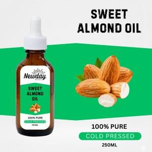 Sweet Almond Oil (زيت اللوز الحلو)