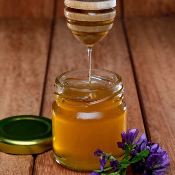 Alfalfa honey dubai