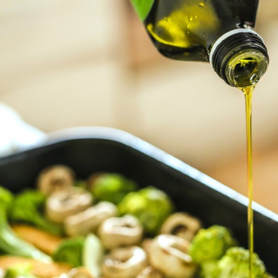 Buy Extra Virgin Olive Oil in Dubai